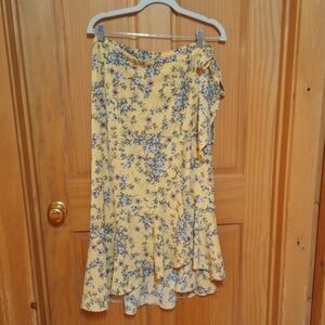 Max studio yellow floral skirt (M)